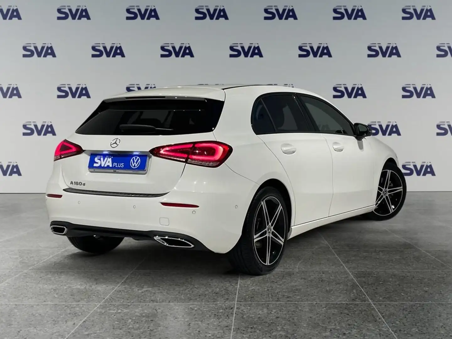 Mercedes-Benz A 180 A 180d 2.0d 116CV Autom. Sport Night edit. Plus Bianco - 2