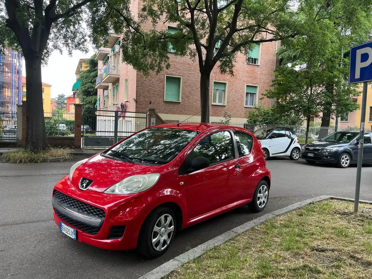 Peugeot 107 107 2005 1.0 12v Allure (sweet years) 3p FL Rosso - 2