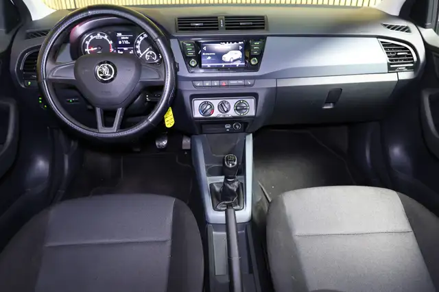 Skoda Fabia view 2