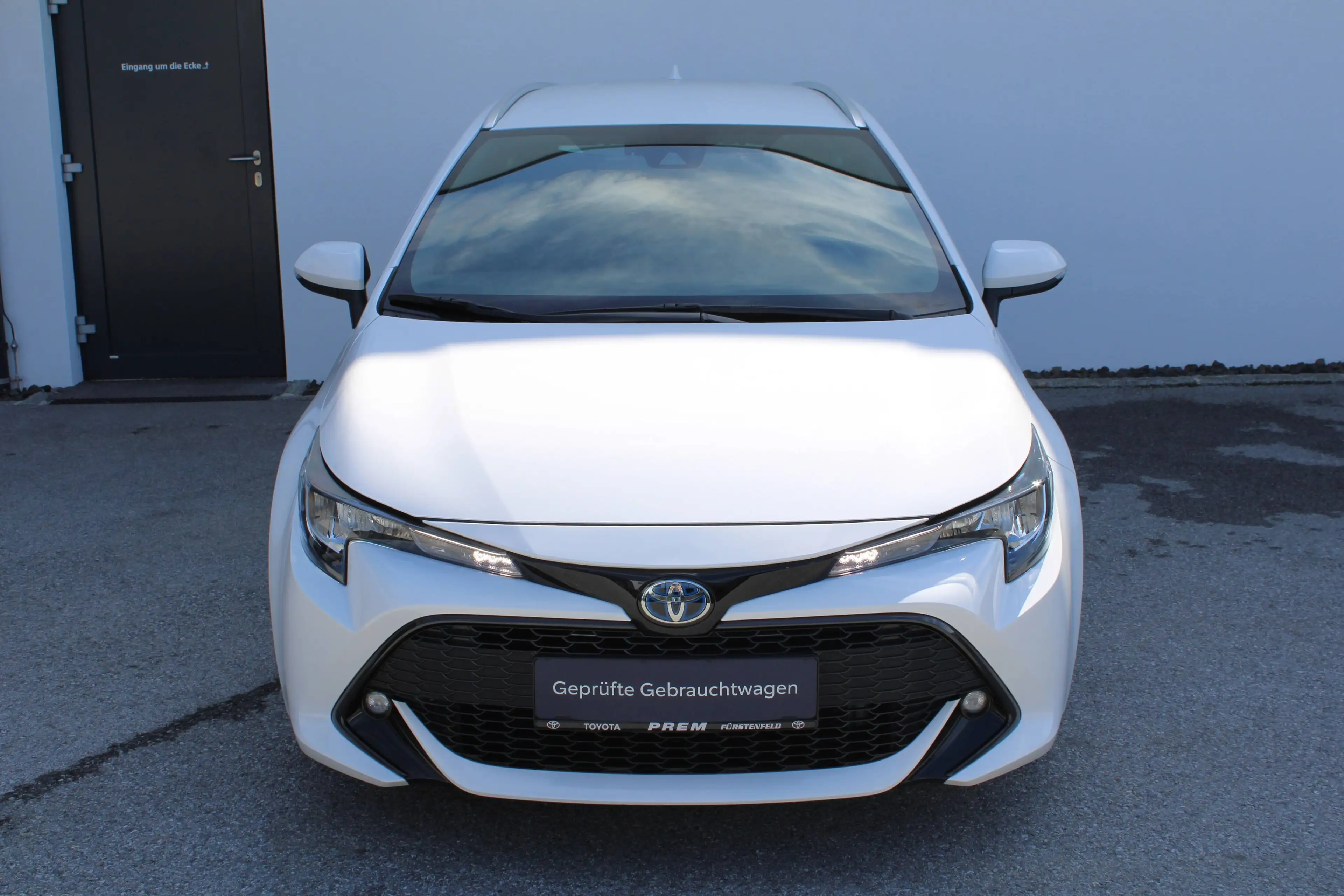 Toyota Corolla Kombi 1.8 Hybrid "ACTIVE" Aut. mit Driver Assist Paket aus 1. Besitz! — photo 10