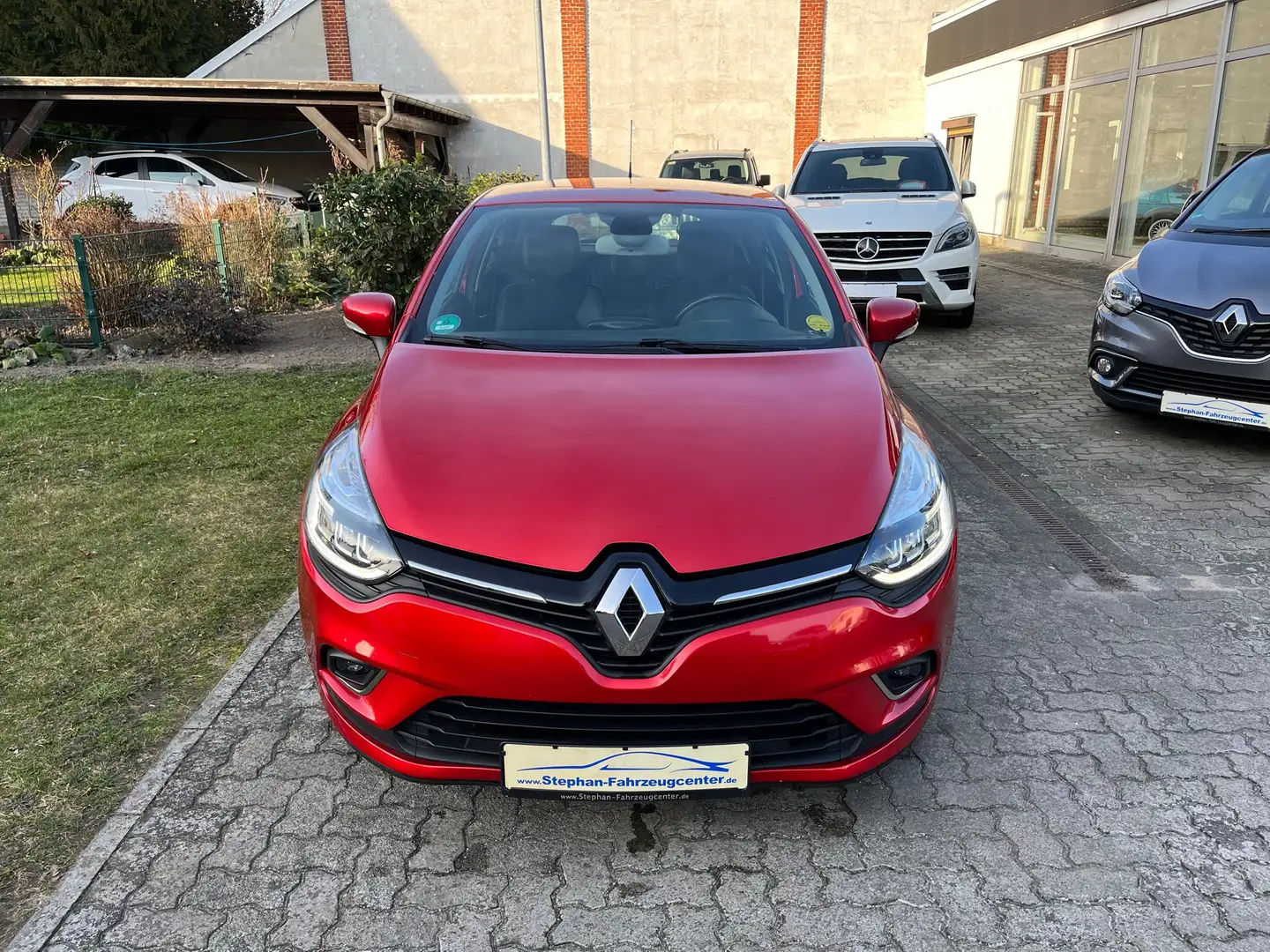 Renault Clio Intens  Lückl.-Renault-Scheckheft,Alus,Navi..: Red - 2