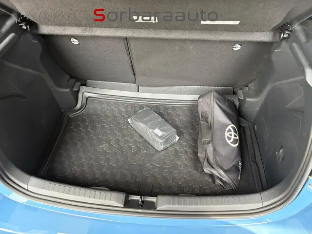 Toyota Yaris view 14