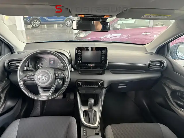 Toyota Yaris view 7