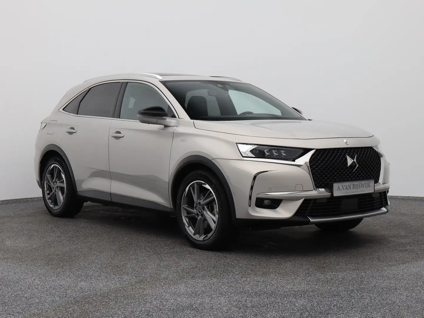 DS Automobiles DS 7 Crossback E-Tense Rivoli | PANO | 360° | ADAPTIVE | FOCAL | Grijs - 2