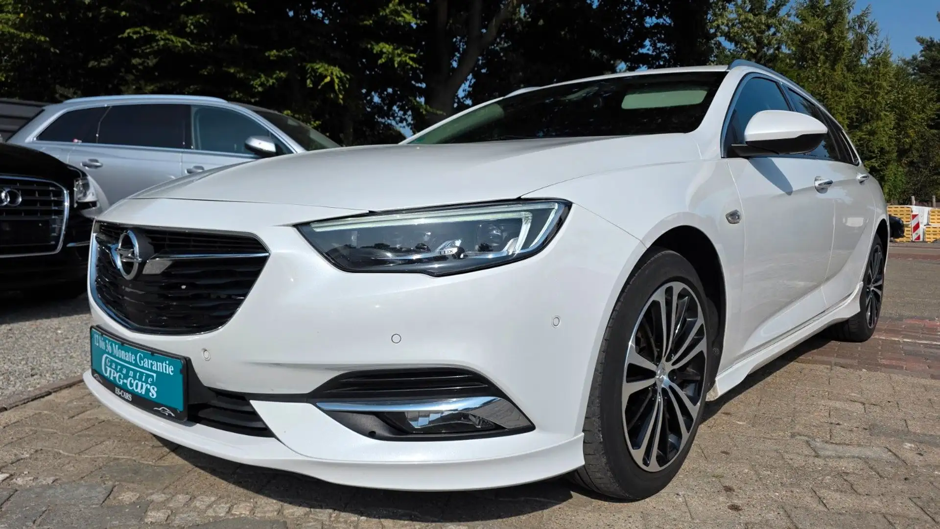 Opel Insignia ST OPC-LINE 2.0 CDTI Exclusiv LEDER LED Weiß - 1