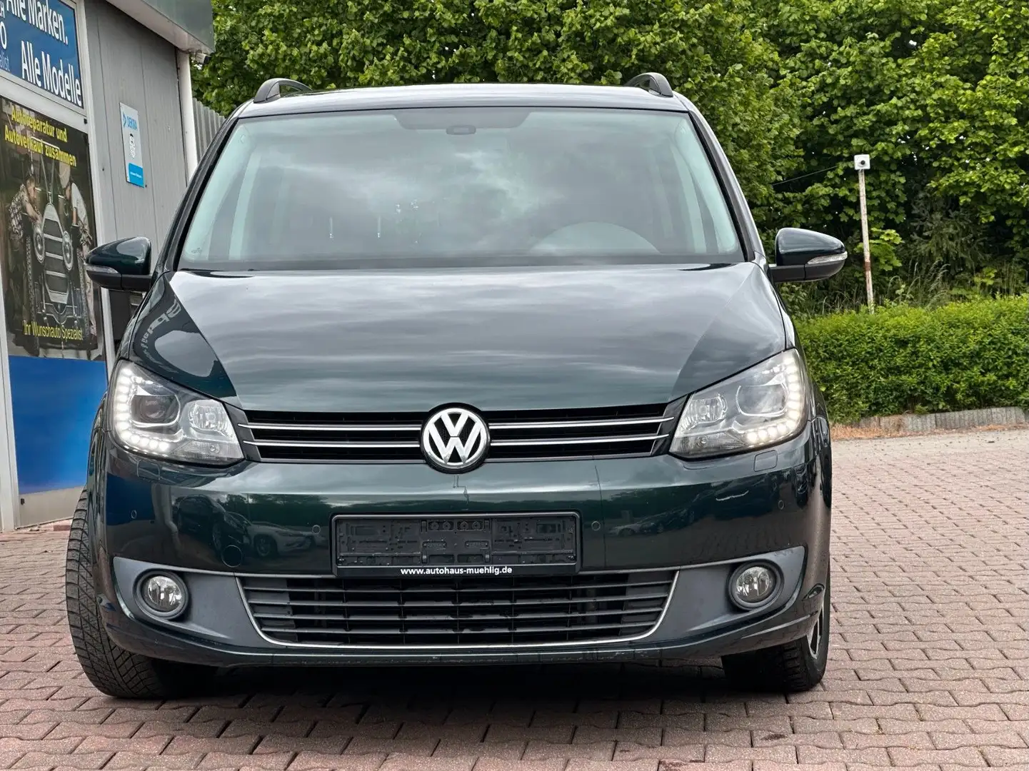 Volkswagen Touran Comfortline *DSG*STHZ*PDC*TEMPOMAT* Grün - 2