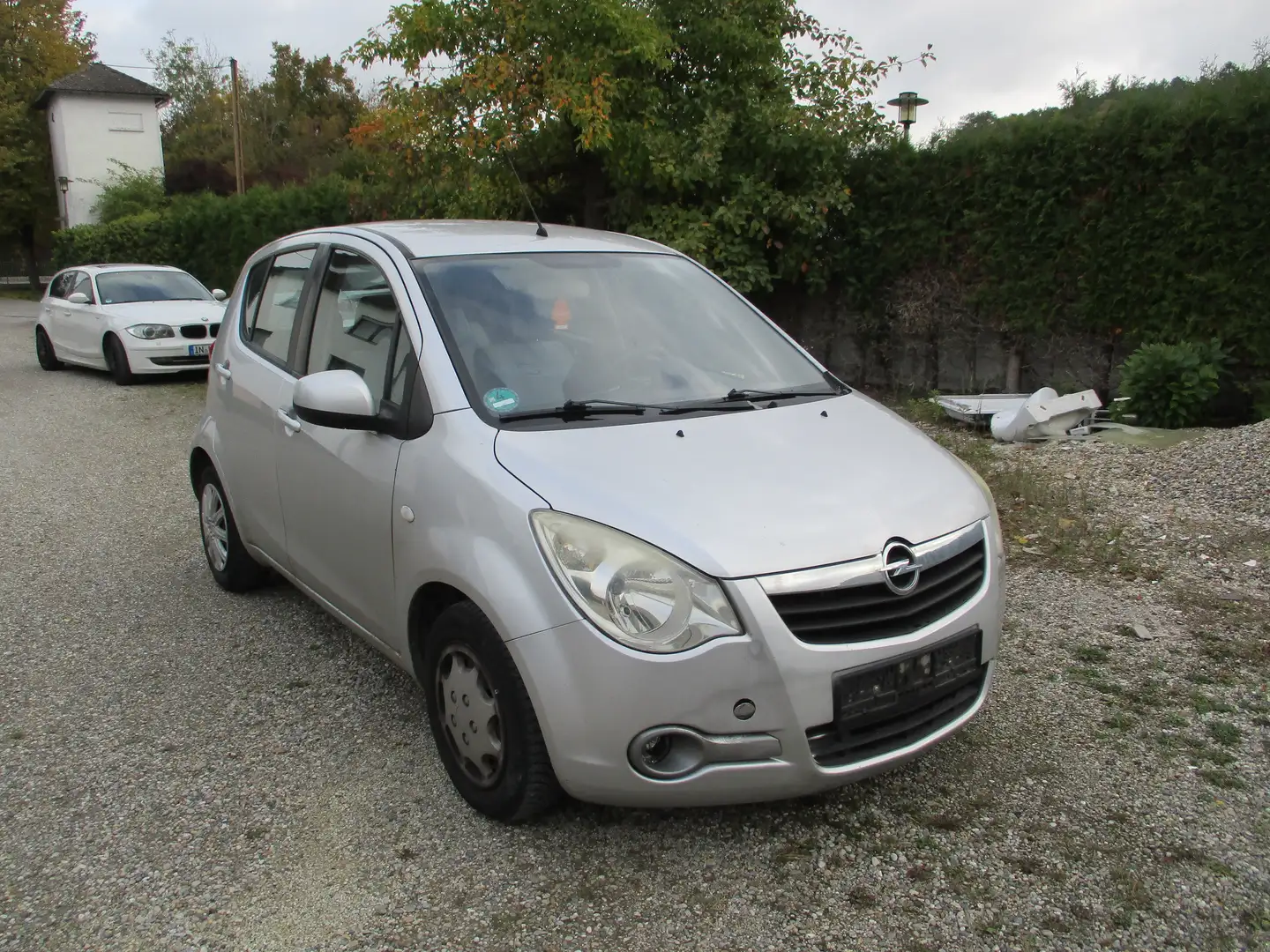 Opel Agila Edition Grau - 1