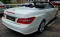 Mercedes-Benz E 220 CDI BlueEffi*AMG SPORT*AUT*LEDER*NAVI*PDC* Weiß - thumbnail 4