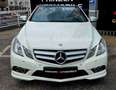 Mercedes-Benz E 220 CDI BlueEffi*AMG SPORT*AUT*LEDER*NAVI*PDC* Weiß - thumbnail 2