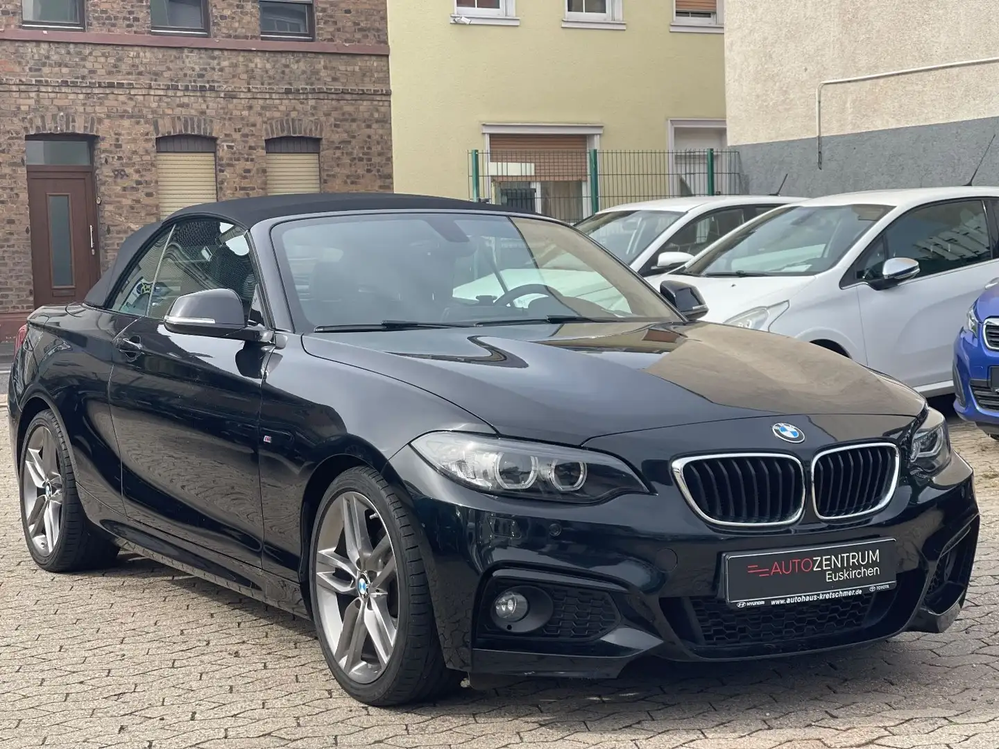 BMW 220 Baureihe 2 Cabrio 220 i M Sport Paket Schwarz - 1