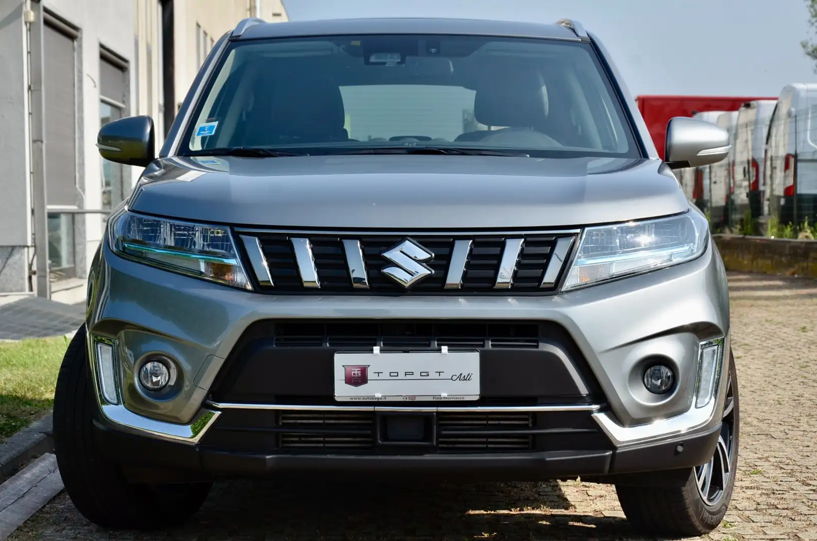 Suzuki Vitara 1.4h Starview Allgrip 4wd 129cv TETTO, PERMUTE Grigio - 2