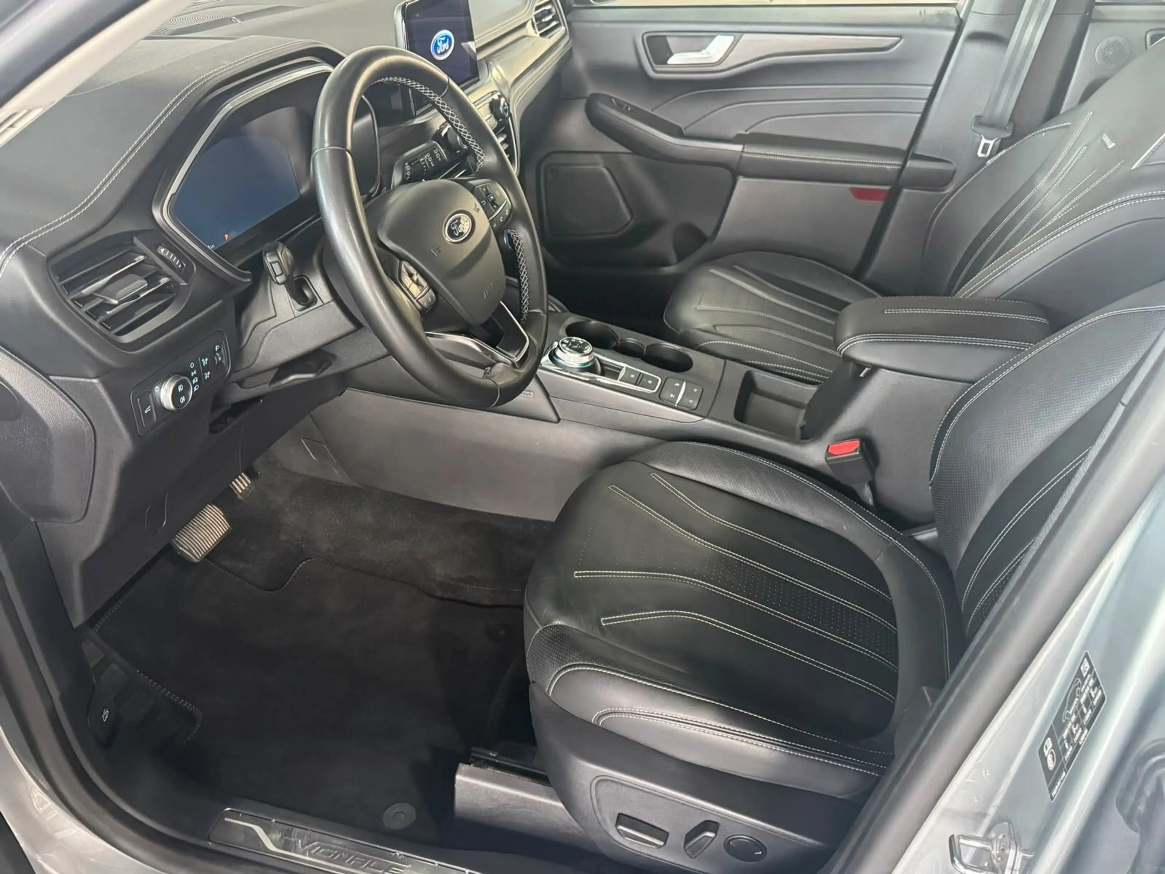 Ford Kuga Vignale*4WD*1.HAND*KAMERA*LEDER*AUTOMATIK* — photo 7