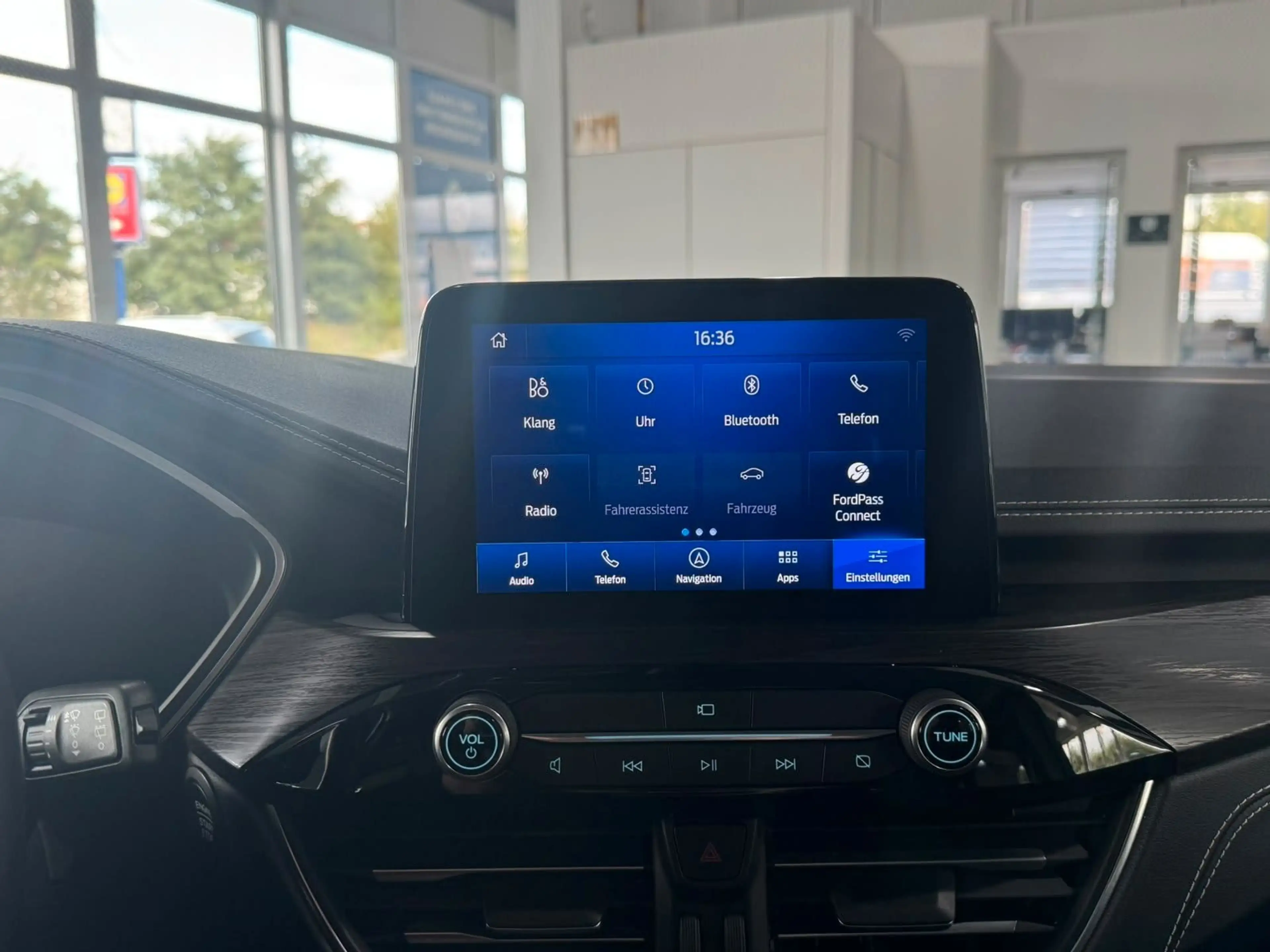 Ford Kuga Vignale*4WD*1.HAND*KAMERA*LEDER*AUTOMATIK* — photo 15