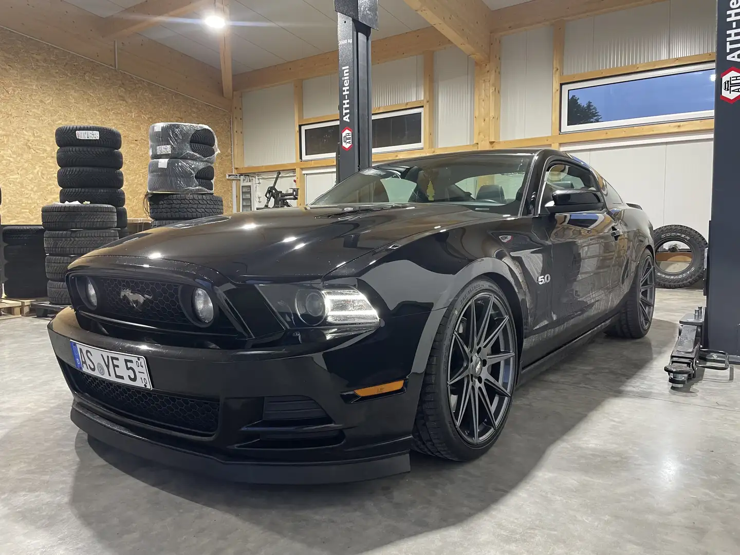 Ford Mustang GT PREMIUM Negru - 2