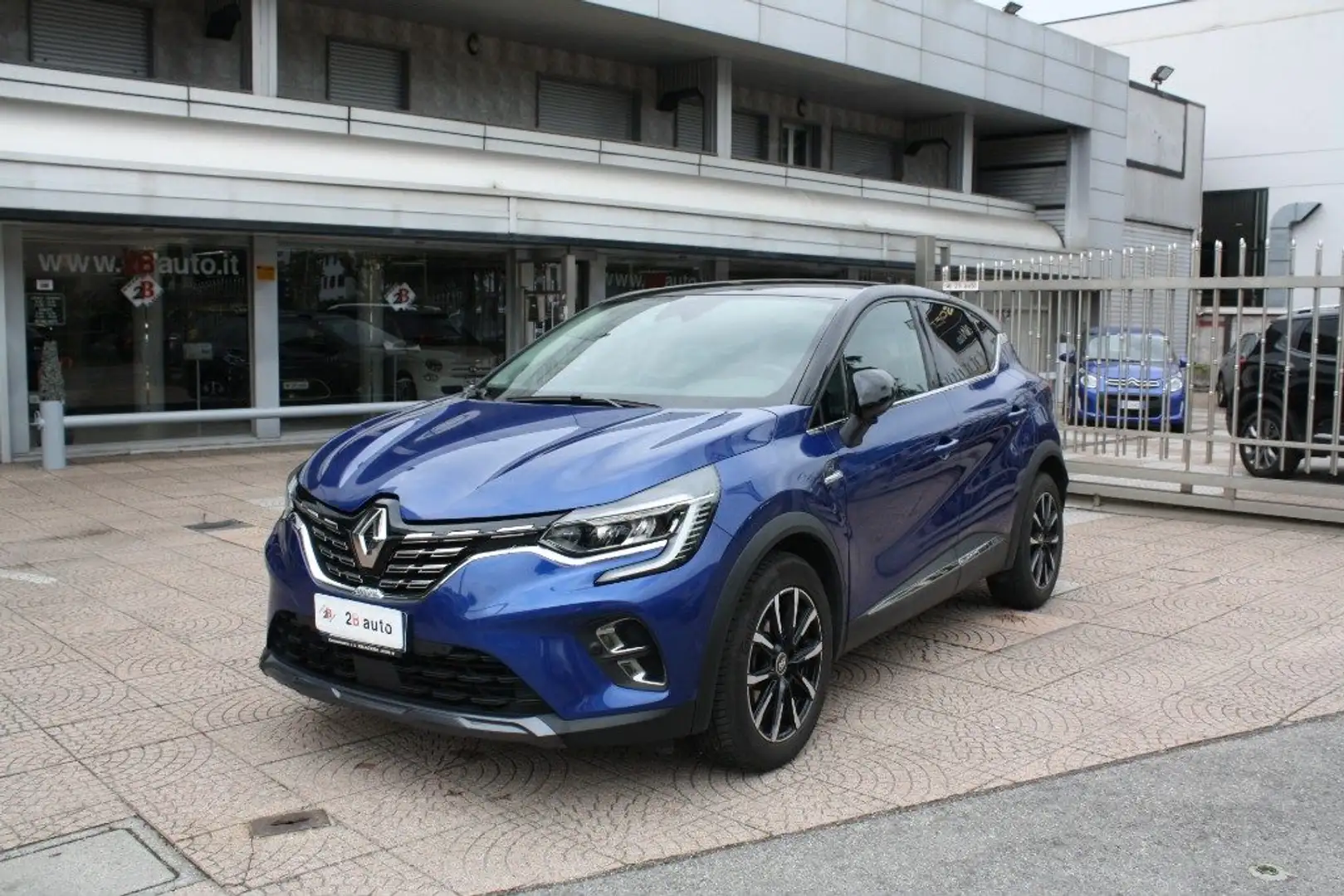 Renault Captur Plug-in Hybrid E-Tech 160 CV Initiale Paris Blauw - 1