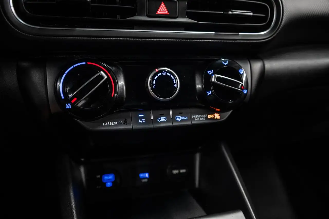 Hyundai KONA снимка Hyundai KONA