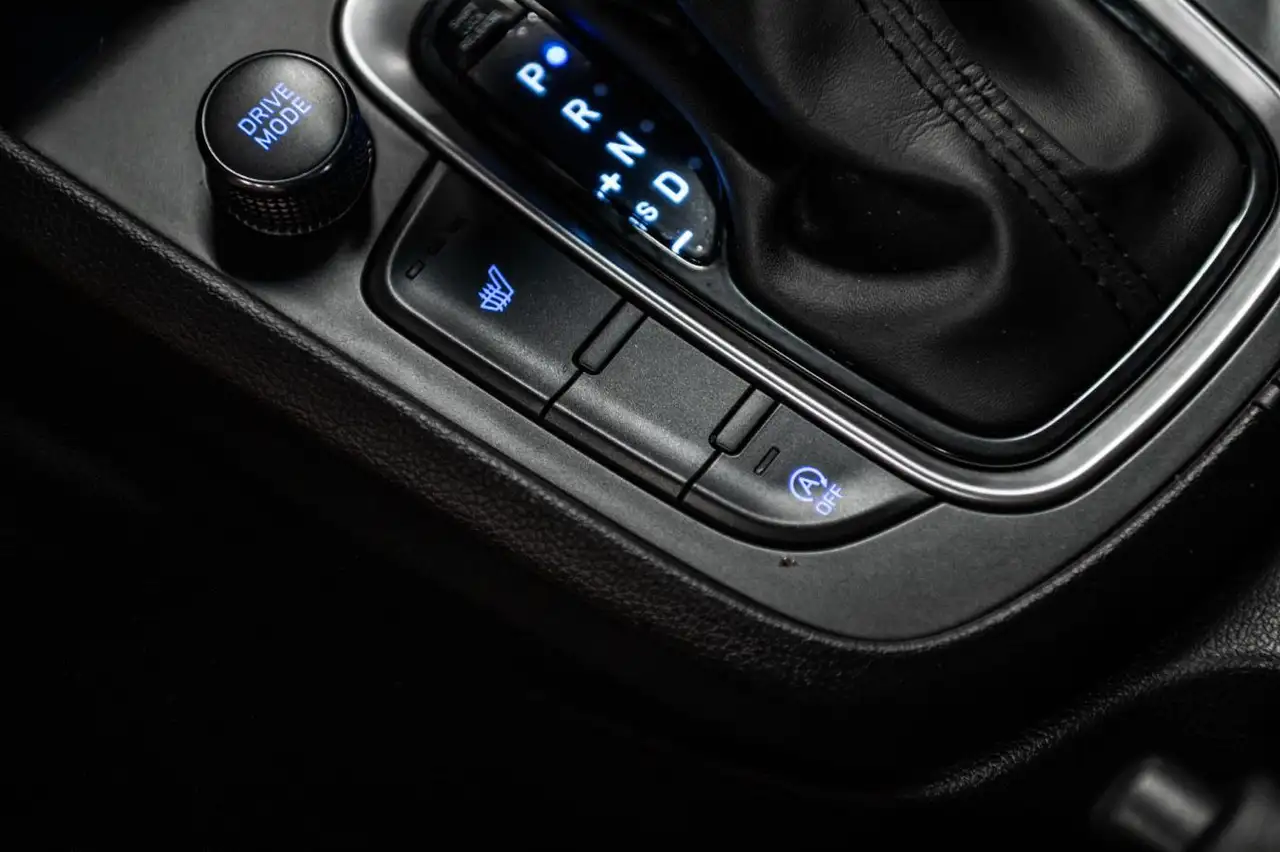 Hyundai KONA снимка Hyundai KONA