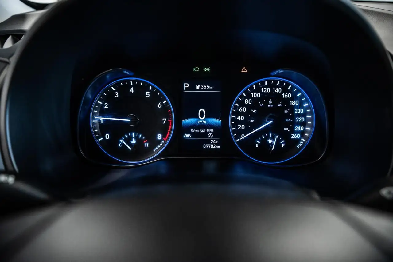 Hyundai KONA снимка Hyundai KONA