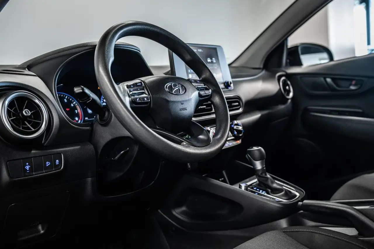 Hyundai KONA снимка Hyundai KONA