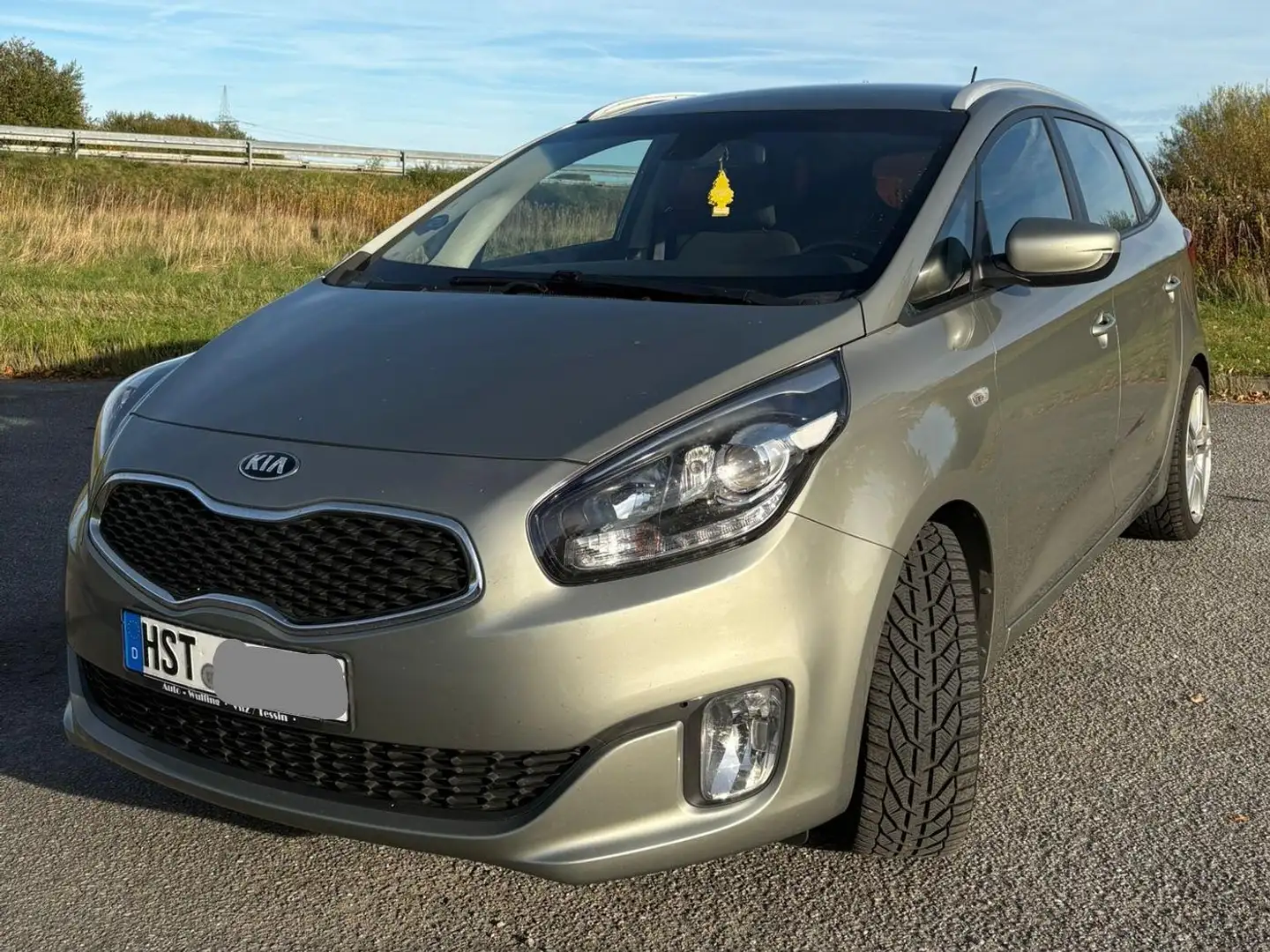 Kia Carens 1.6 GDI VISION 7 Grau - 1