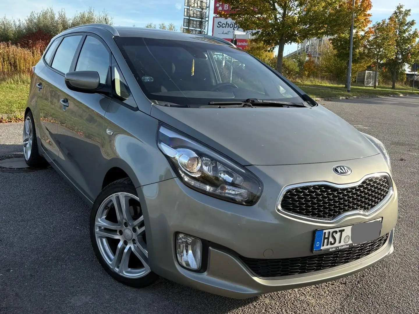 Kia Carens 1.6 GDI VISION 7 Grau - 2