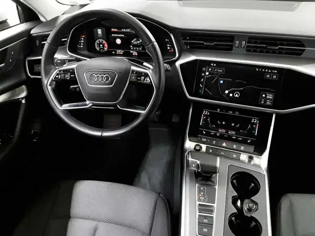 Audi A6 view 10
