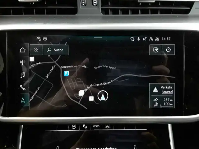 Audi A6 view 12
