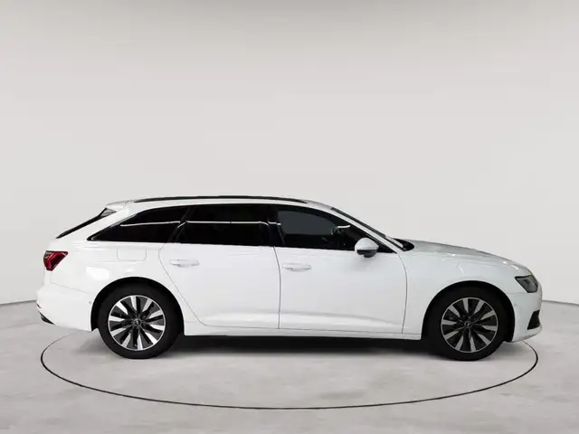 Audi A6 view 3