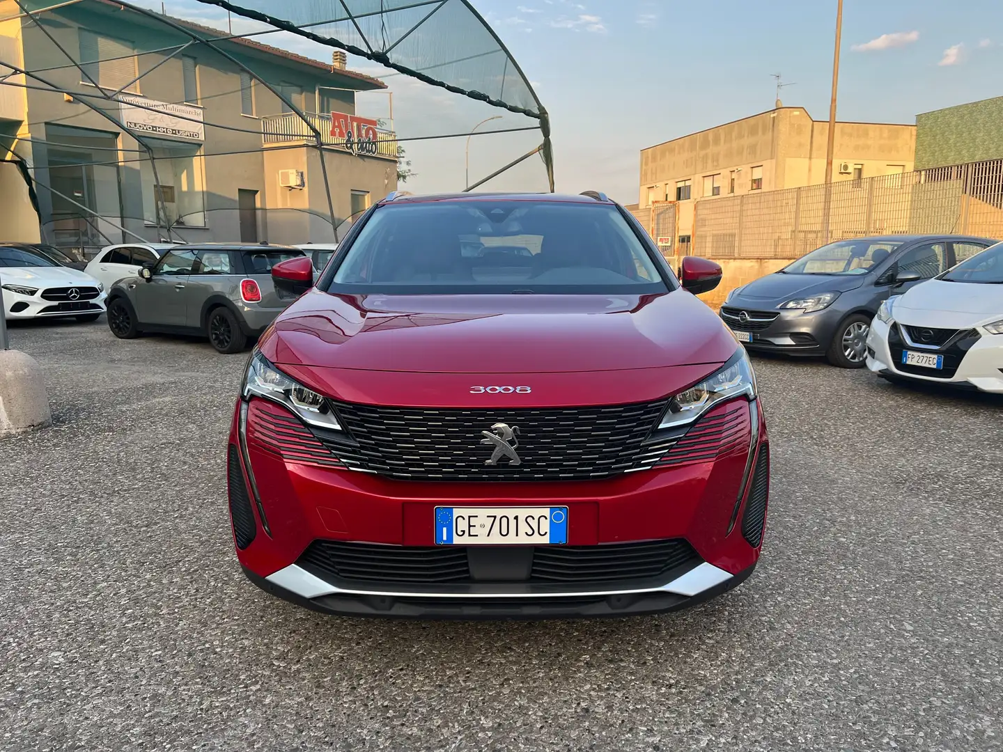 Peugeot 3008 3008 1.5 bluehdi Allure Pack s Rosso - 2