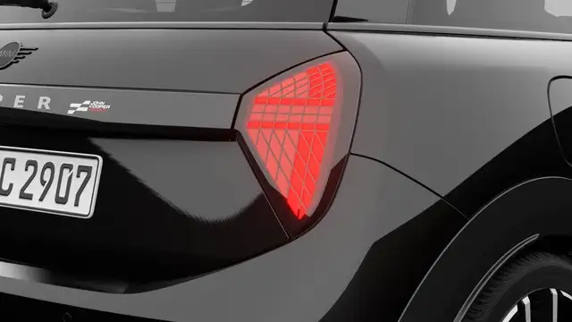 Mini Hatch view 7