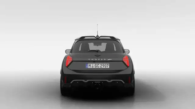 Mini Hatch view 5