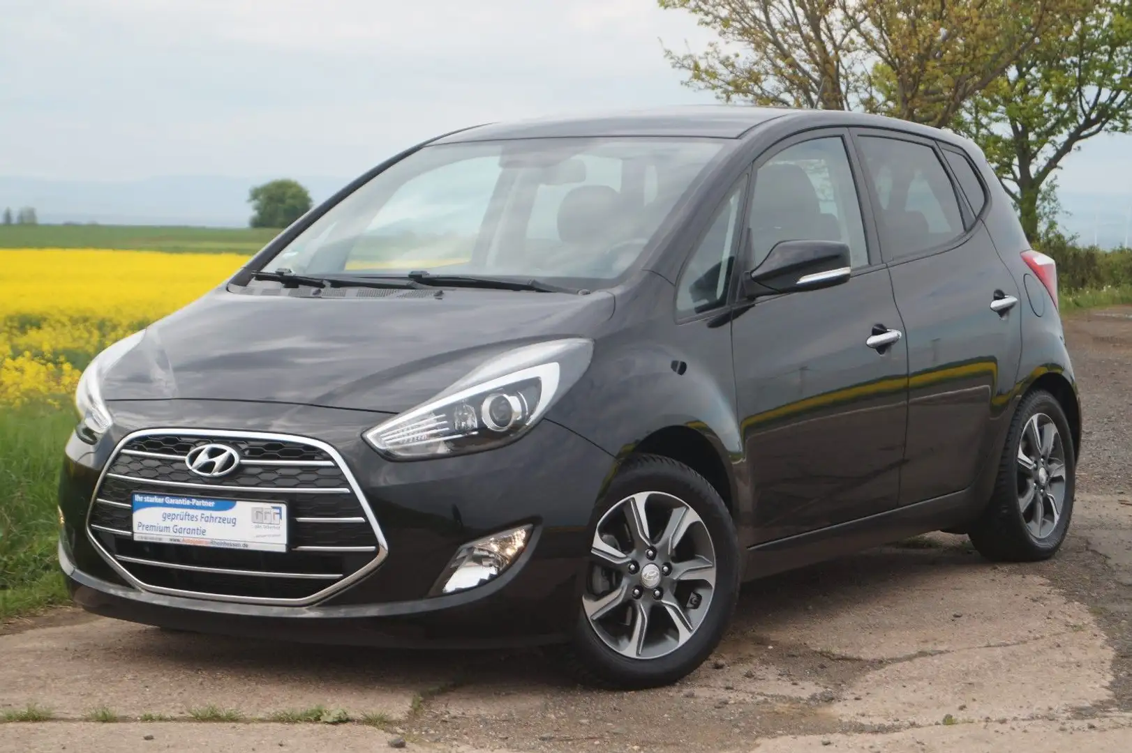 Hyundai iX20 Style +Automatik+Navi+Sitzhzg.+Kamera+ Schwarz - 1