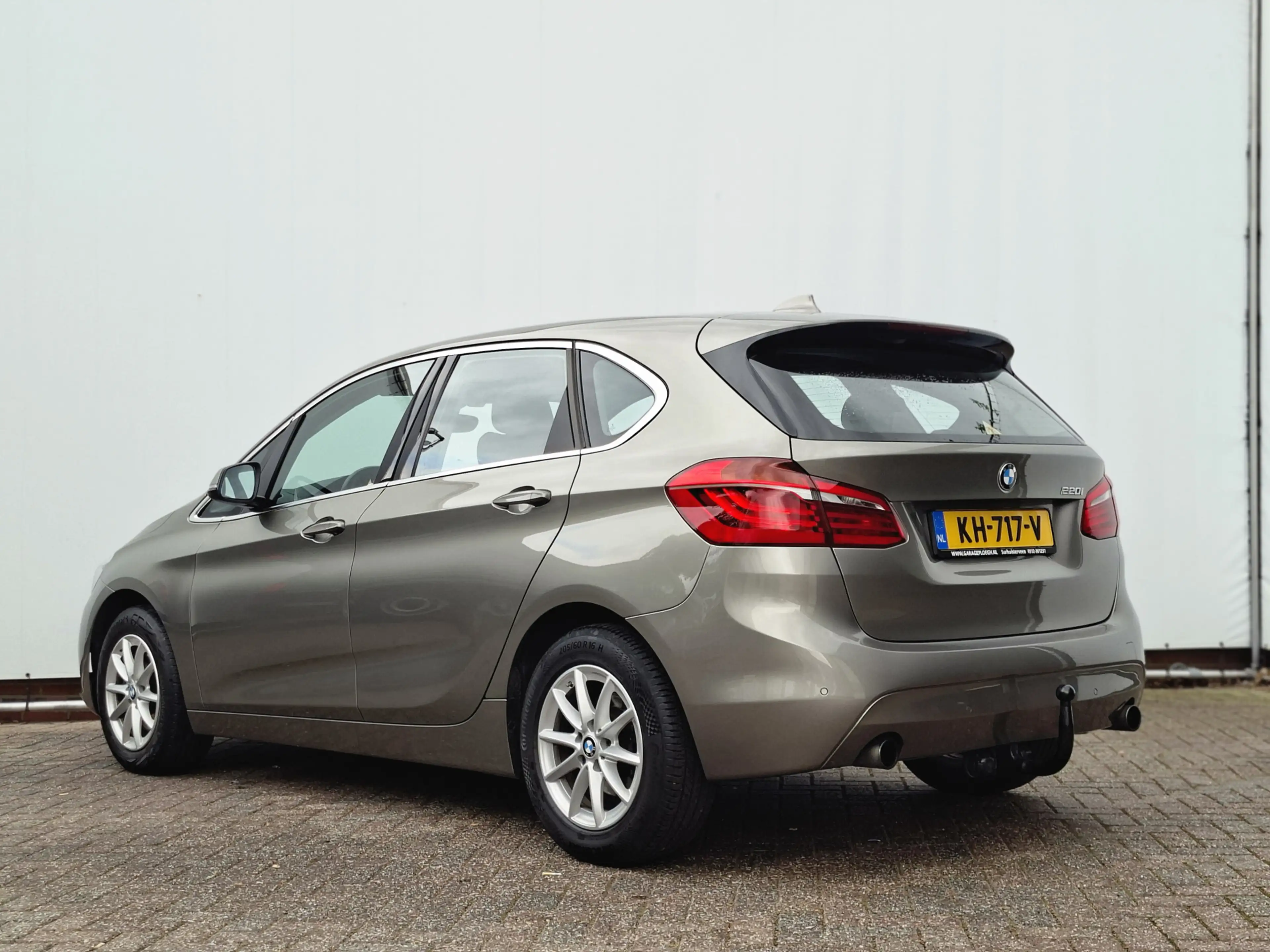 BMW 220 2-serie Active Tourer 220i 192pk Aut8 Executive Cl — photo 2