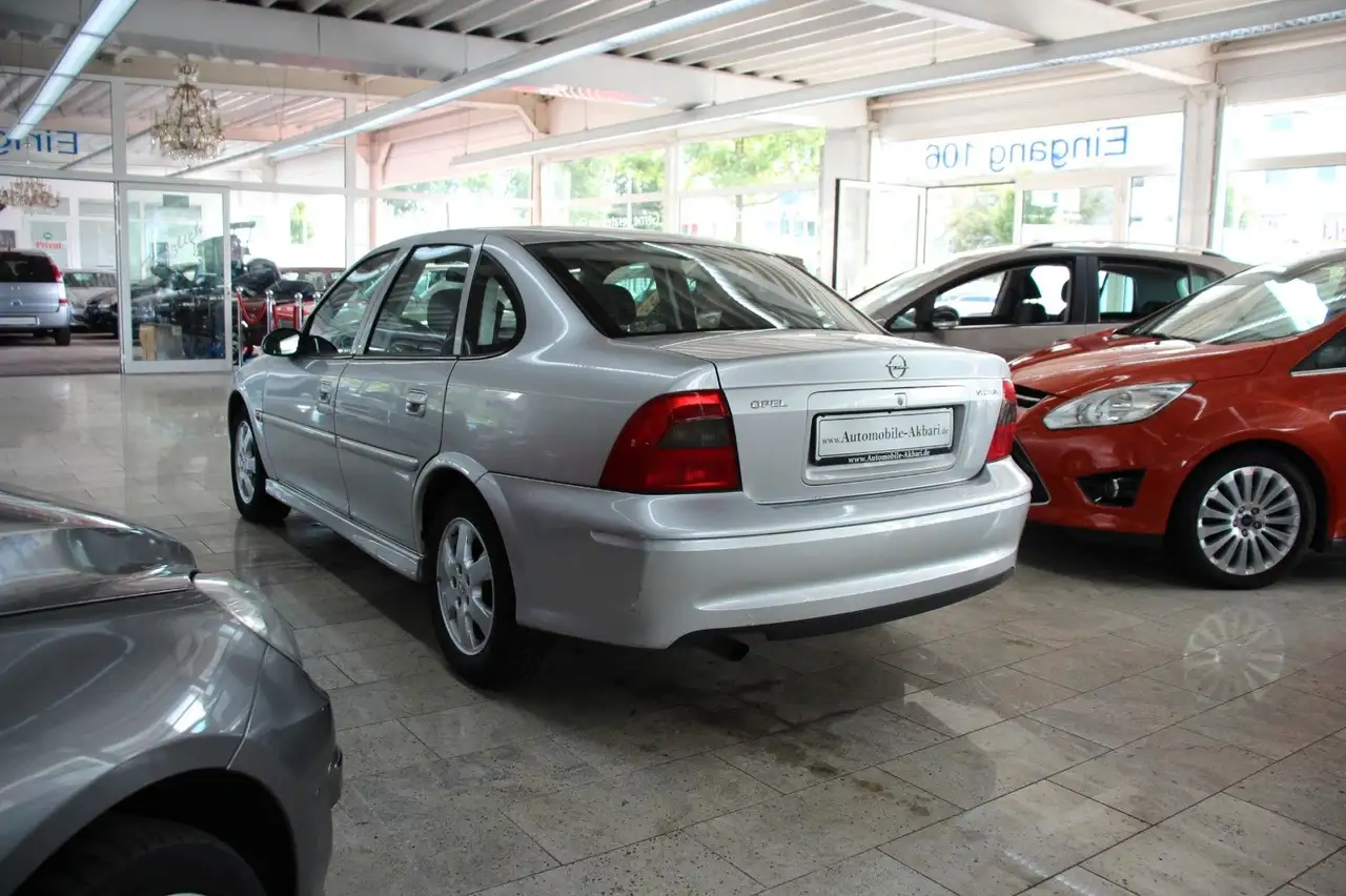 Opel Vectra 1.6, foto 5