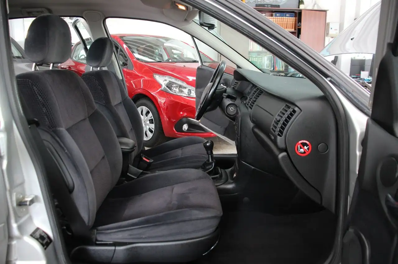 Opel Vectra 1.6, foto 11