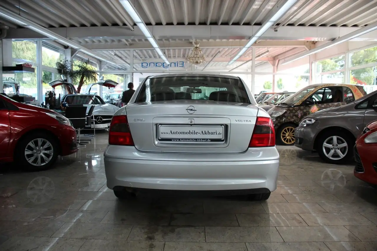 Opel Vectra 1.6, foto 6