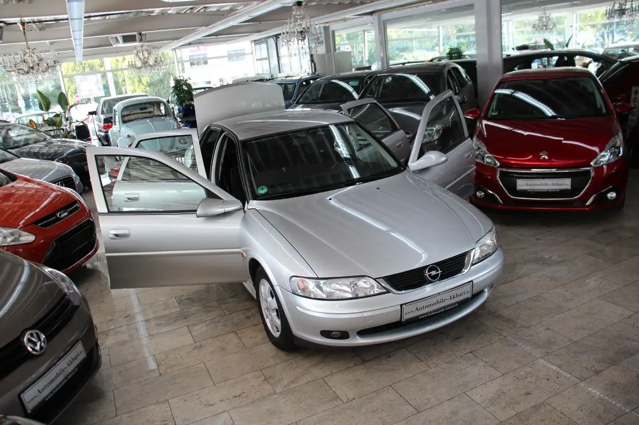 Opel Vectra 1.6, foto 9