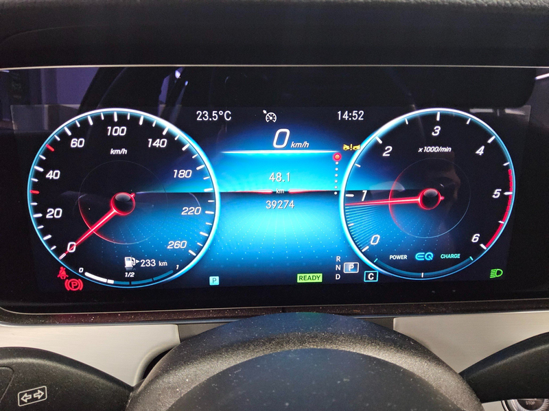 Mercedes-Benz E 220 T d Avantgarde T-Leder Navi LED Widescreen — photo 8