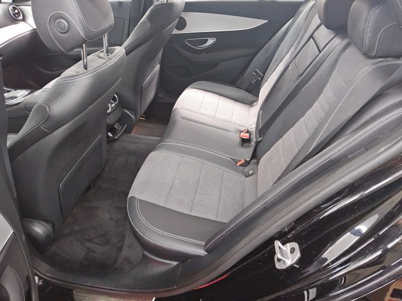Mercedes-Benz E 220 T d Avantgarde T-Leder Navi LED Widescreen — photo 13