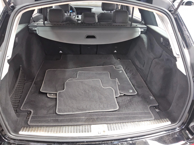 Mercedes-Benz E 220 T d Avantgarde T-Leder Navi LED Widescreen — photo 12