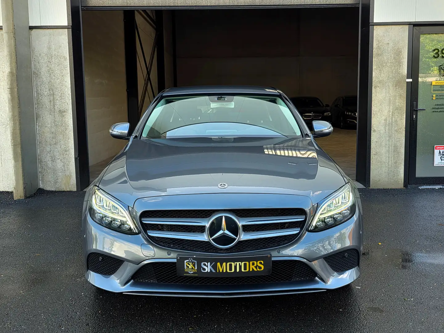 Mercedes-Benz C 180 CGI Facelift Avantgarde Camera Carplay Nieuwstaat Gris - 2