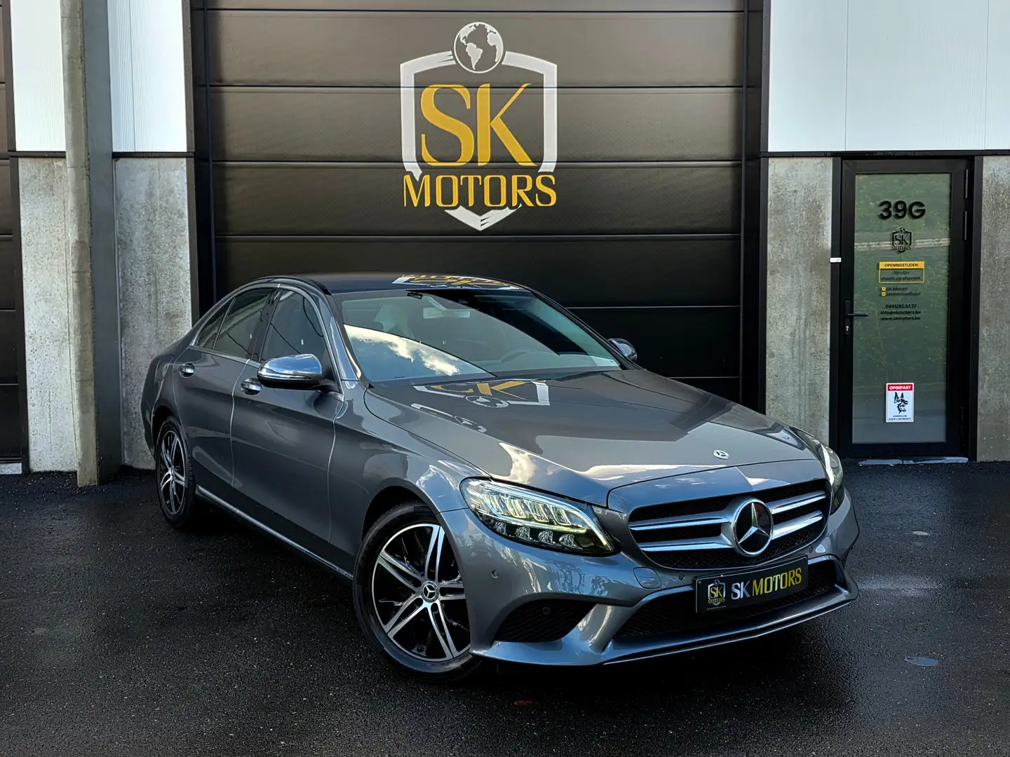 Mercedes-Benz C 180 CGI Facelift Avantgarde Camera Carplay Nieuwstaat Gris - 1