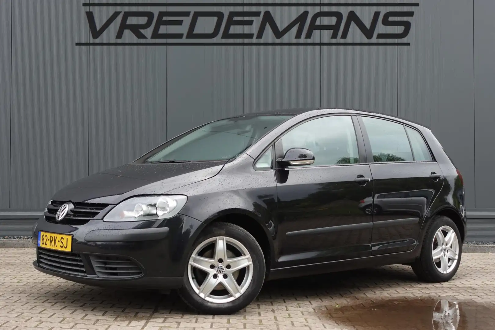 Volkswagen Golf Plus 1.6 FSI Comfortline Business LEES TEKST Чорний - 1