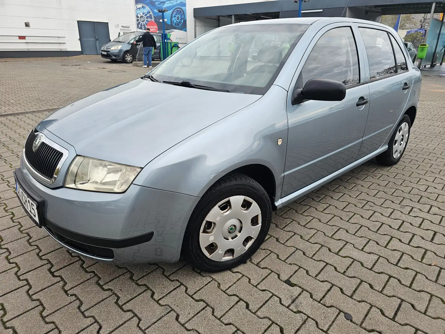 Skoda Fabia Fabia Fließheck1.4 16V Comfort,Klima,Tüv7/26 Grijs - 2