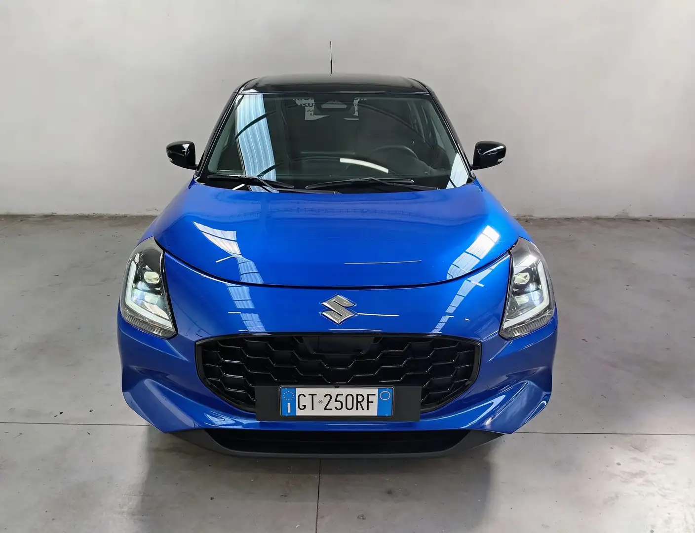 Suzuki Swift 1.2 Hybrid Top Bleu - 2