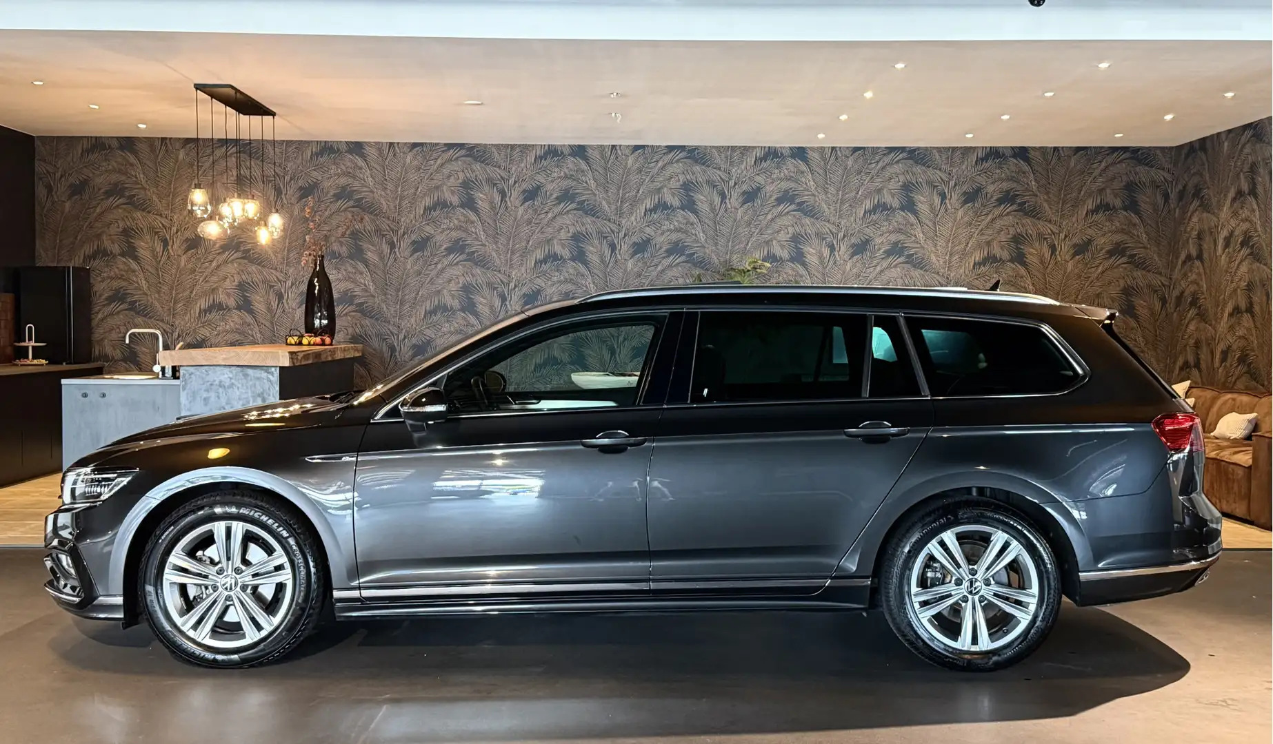 Volkswagen Passat Variant 1.5 TSI R-Line I Pano I VOL! Gris - 2