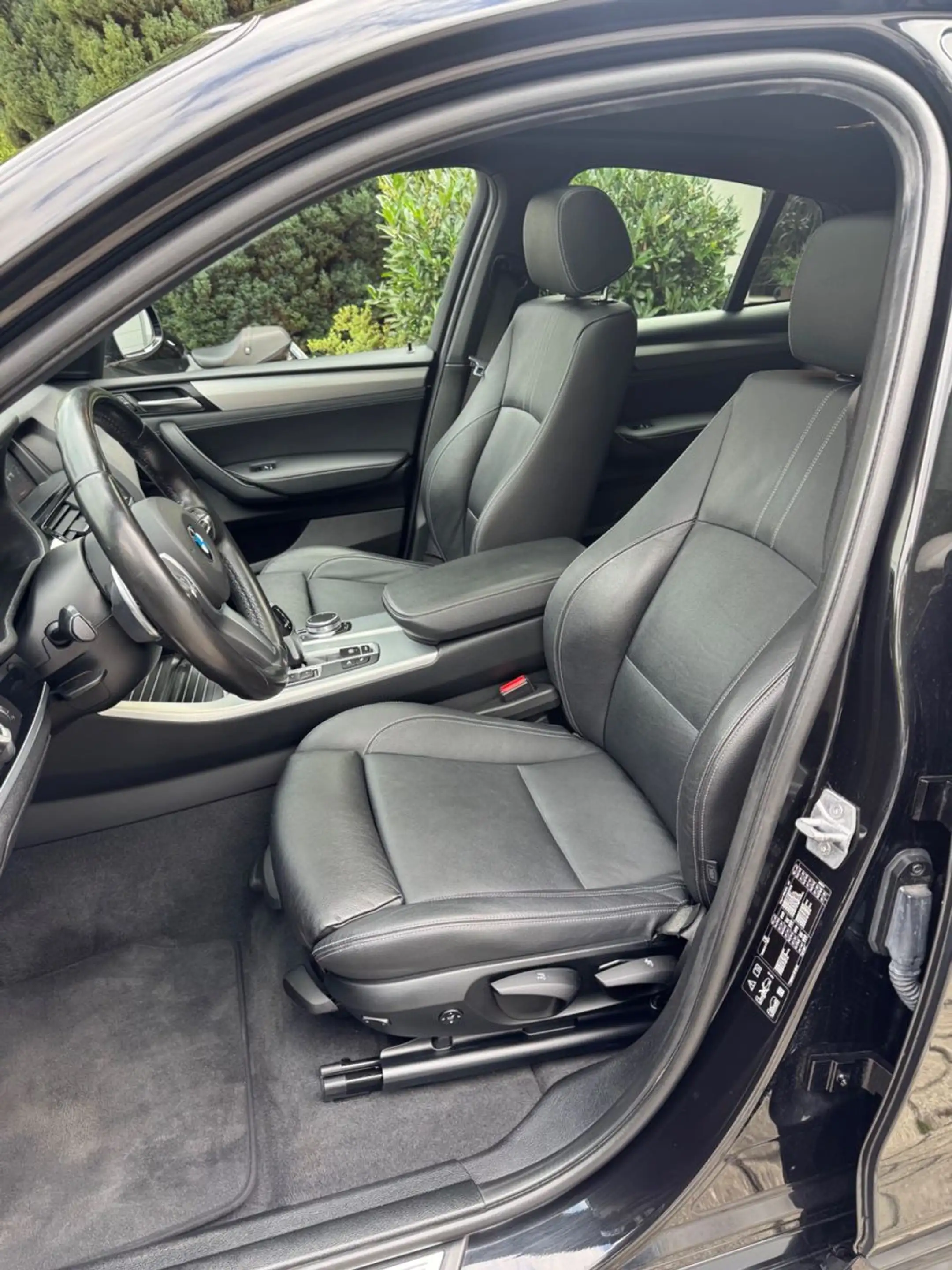 BMW X4 xDrive 20 d M Sport *Shadow*Navi*PDC*SHZ — photo 11