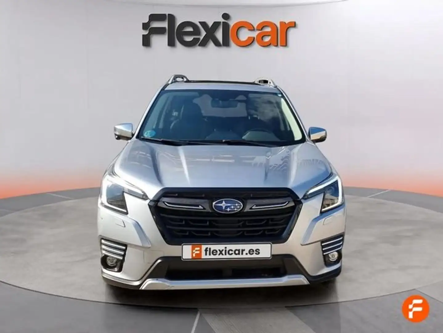 Subaru Forester 2.0i Hybrid Executive Plus CVT Gris - 2