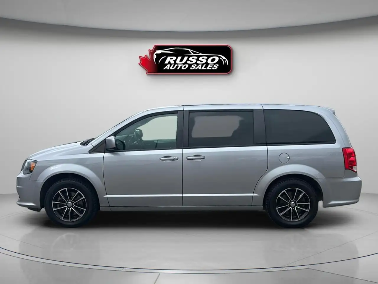 Dodge Grand Caravan снимка Dodge Grand Caravan
