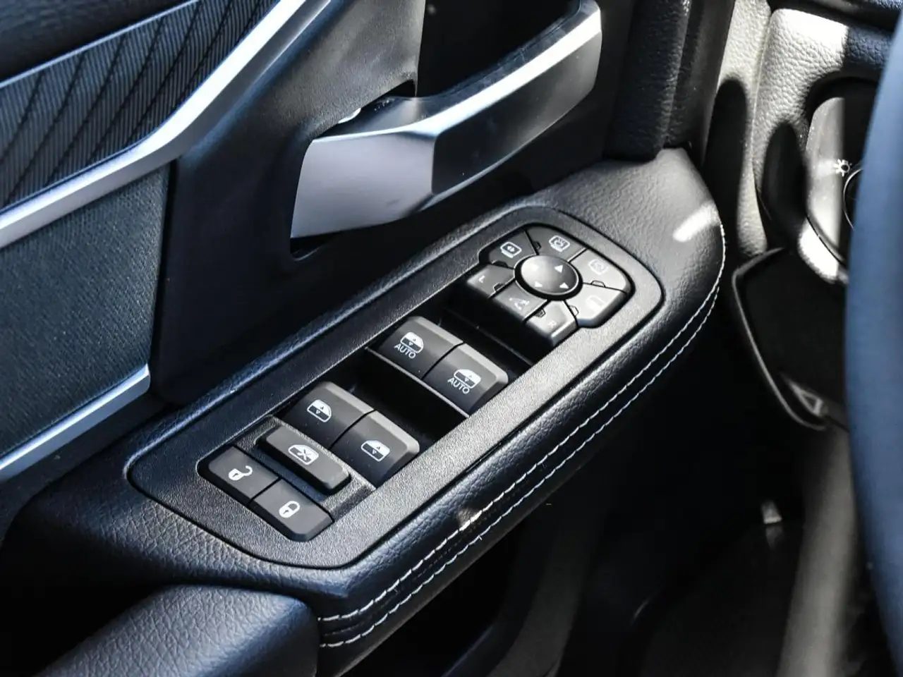RAM 3500 снимка RAM 3500